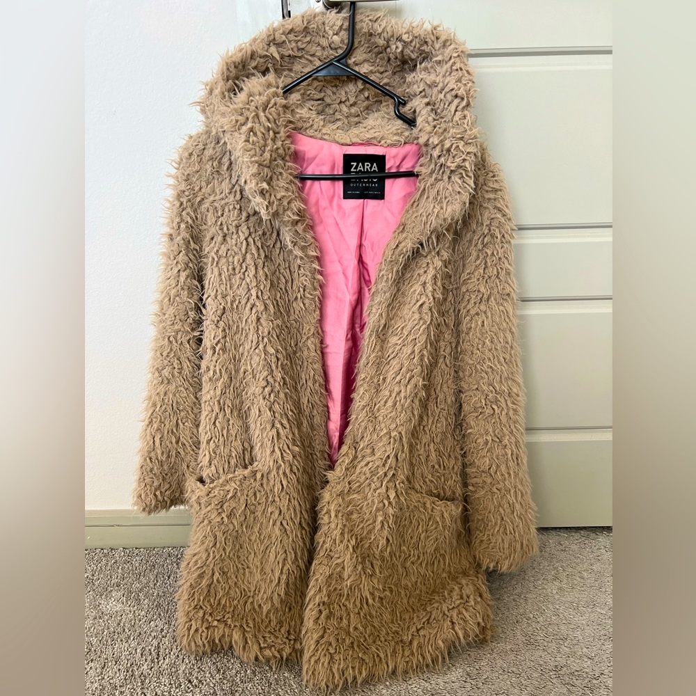 ZARA Furry Teddy Coat, Size Small, Tan Color with Pink inside